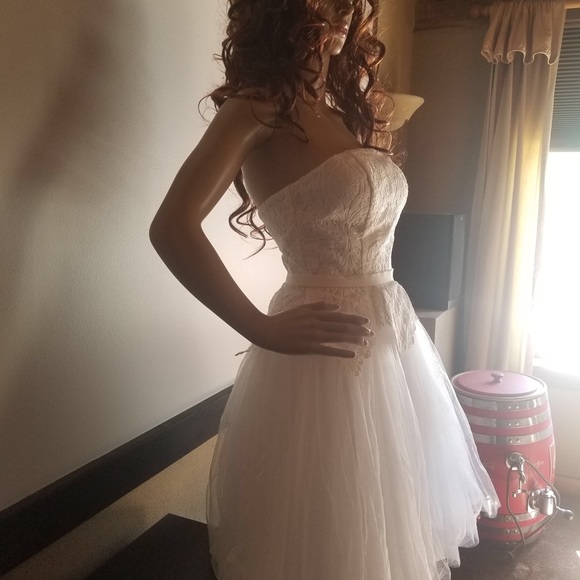 Wedding/Formal Dress🌺 - Picture 2 of 5